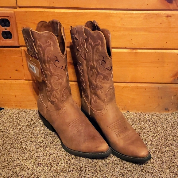 Justin's Western Boots Tan Leather. - Picture 2 of 4